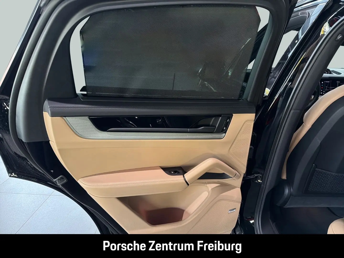 Cayenne E-Hybrid Coupe InnoDrive Head-Up BOSE