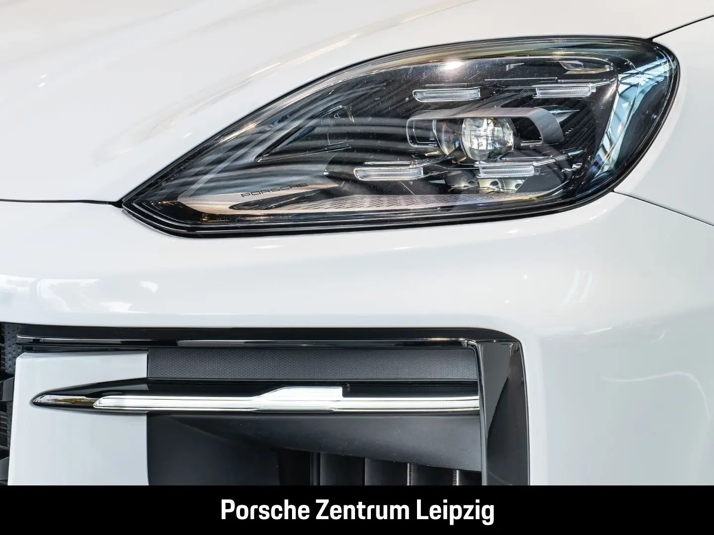 Cayenne E-Hybrid Coupe SportDesign Massage SAGA