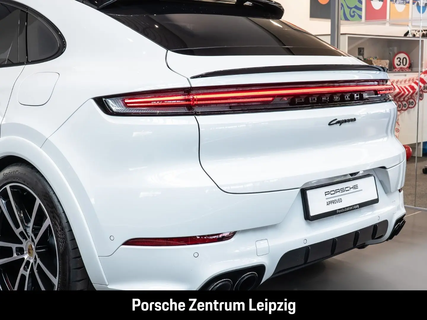 Cayenne E-Hybrid Coupe SportDesign Massage SAGA