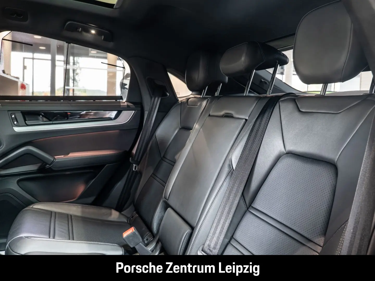 Cayenne E-Hybrid Coupe SportDesign Massage SAGA