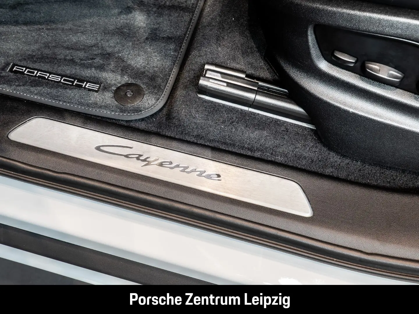 Cayenne E-Hybrid Coupe SportDesign Massage SAGA