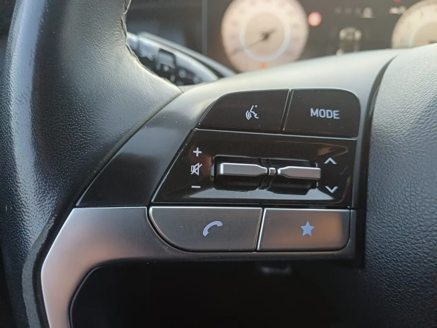 Hyundai TUCSON 1.6 benzina 150 cp Style MT6 4wd