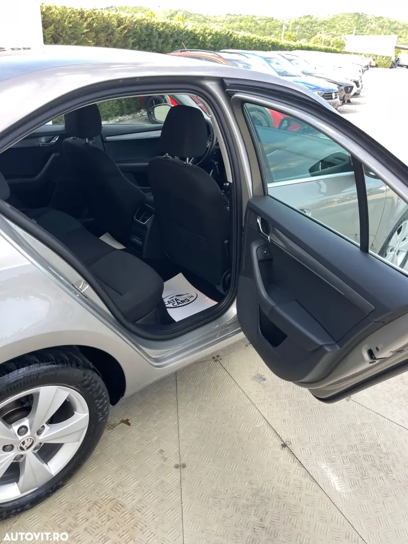 Skoda Octavia 1.6 TDI DSG Style