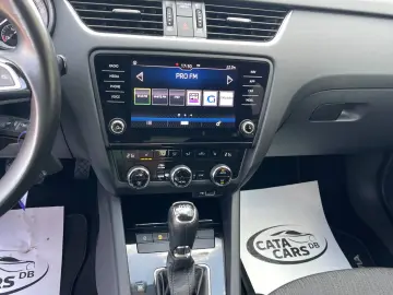 Skoda Octavia 1.6 TDI DSG Style