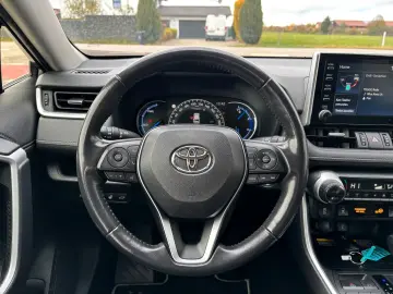 RAV4 Hybrid Team D  Kamera LED