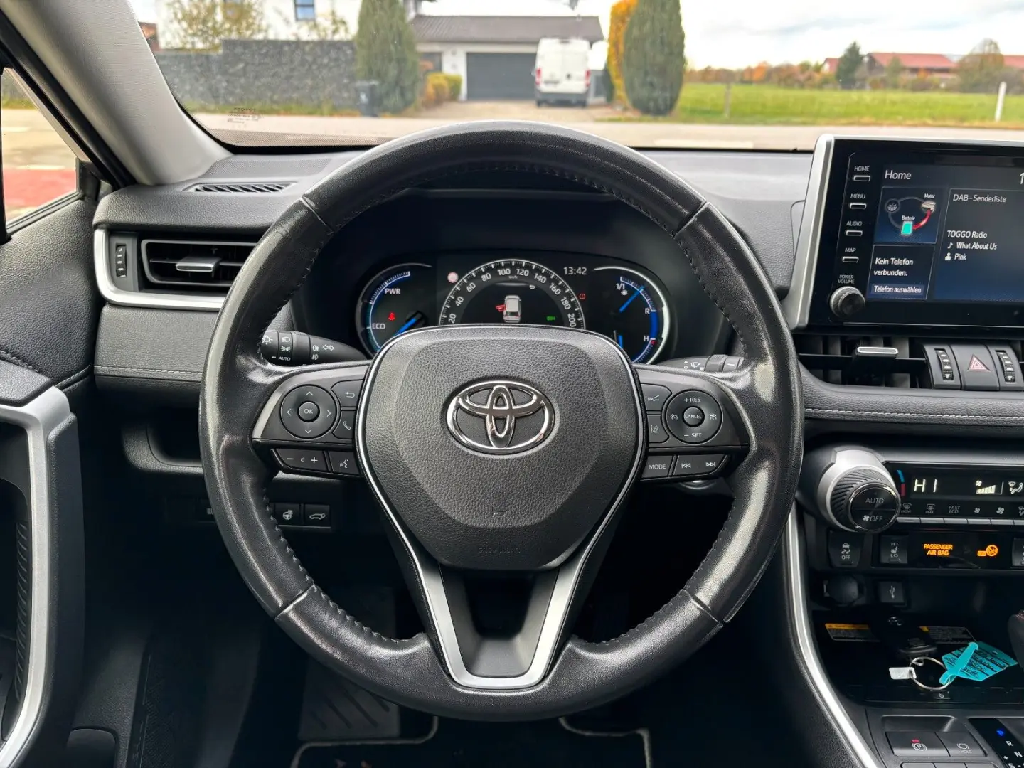 RAV4 Hybrid Team D  Kamera LED