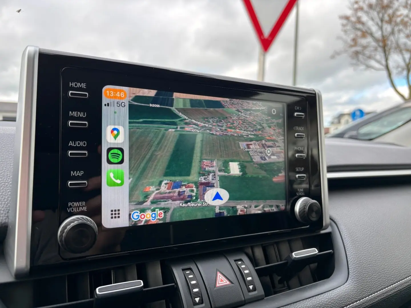 RAV4 Hybrid Team D  Kamera LED