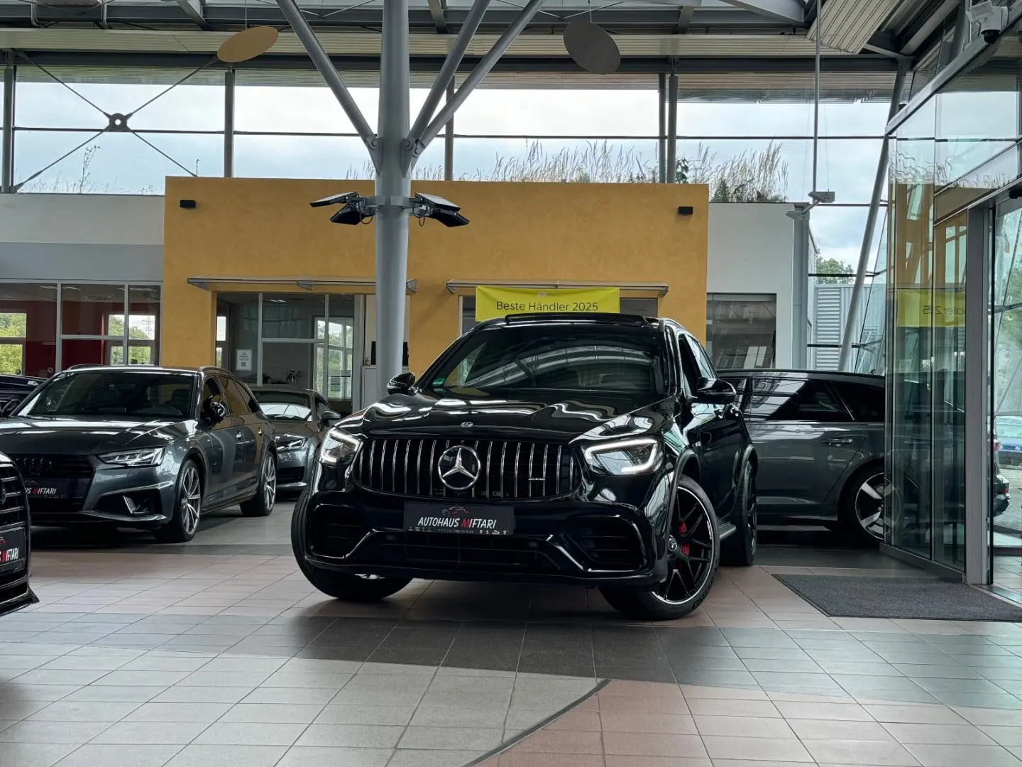 GLC 63 AMG S Aerodynamik Kit HUD Keyless Pano360