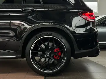 GLC 63 AMG S Aerodynamik Kit HUD Keyless Pano360