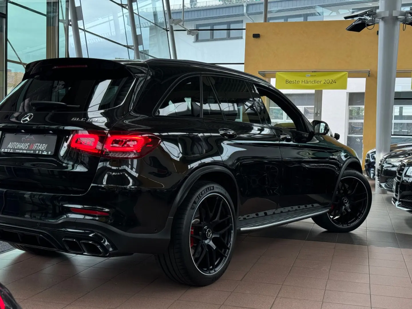 GLC 63 AMG S Aerodynamik Kit HUD Keyless Pano360