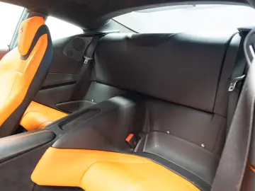 FERRARI ROMA DISPONIBIL IMEDIAT 10.000 KM