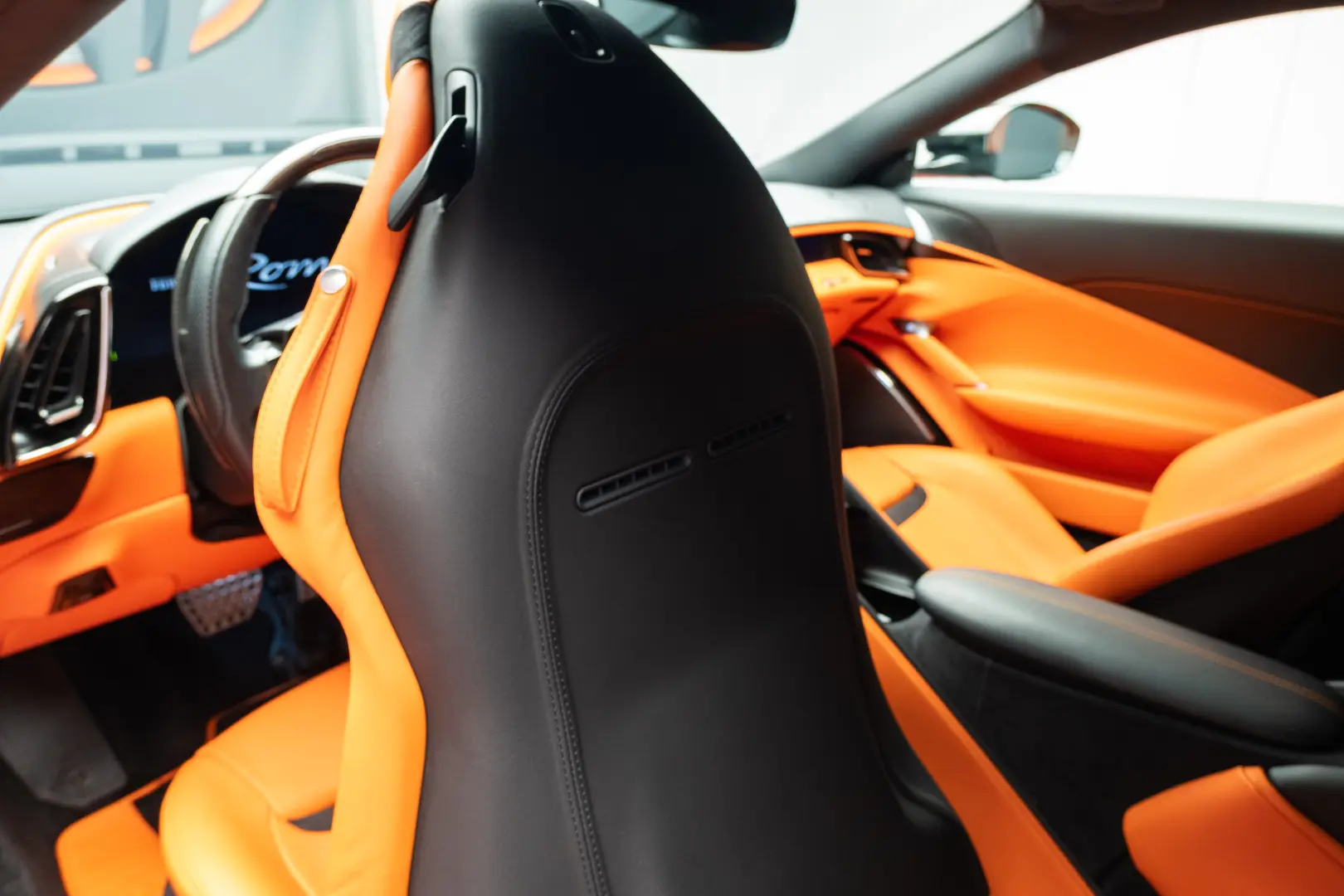 FERRARI ROMA DISPONIBIL IMEDIAT 10.000 KM