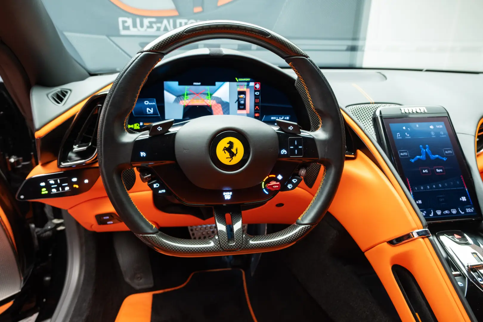 FERRARI ROMA DISPONIBIL IMEDIAT 10.000 KM