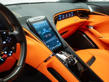 FERRARI ROMA DISPONIBIL IMEDIAT 10.000 KM