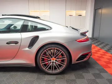 Porsche 911 Turbo