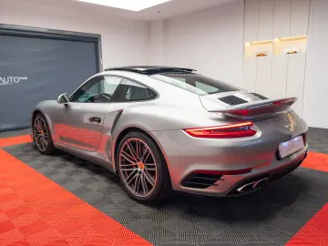 Porsche 911 Turbo