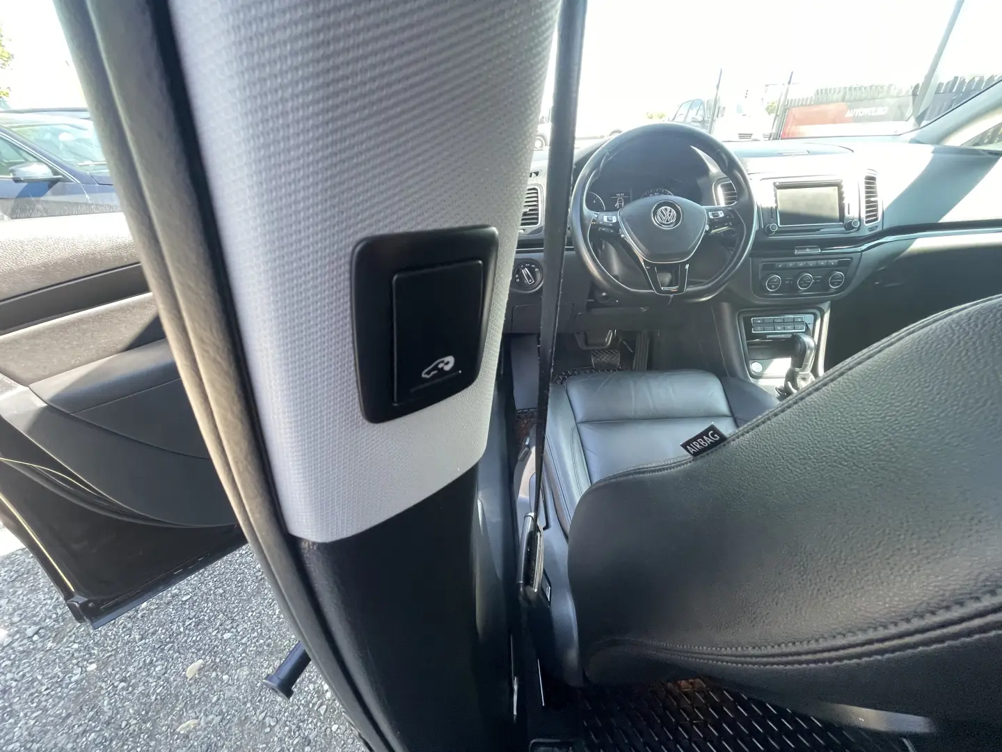 SHARAN 2.0TDI DSG 184 CP 7 LOCURI