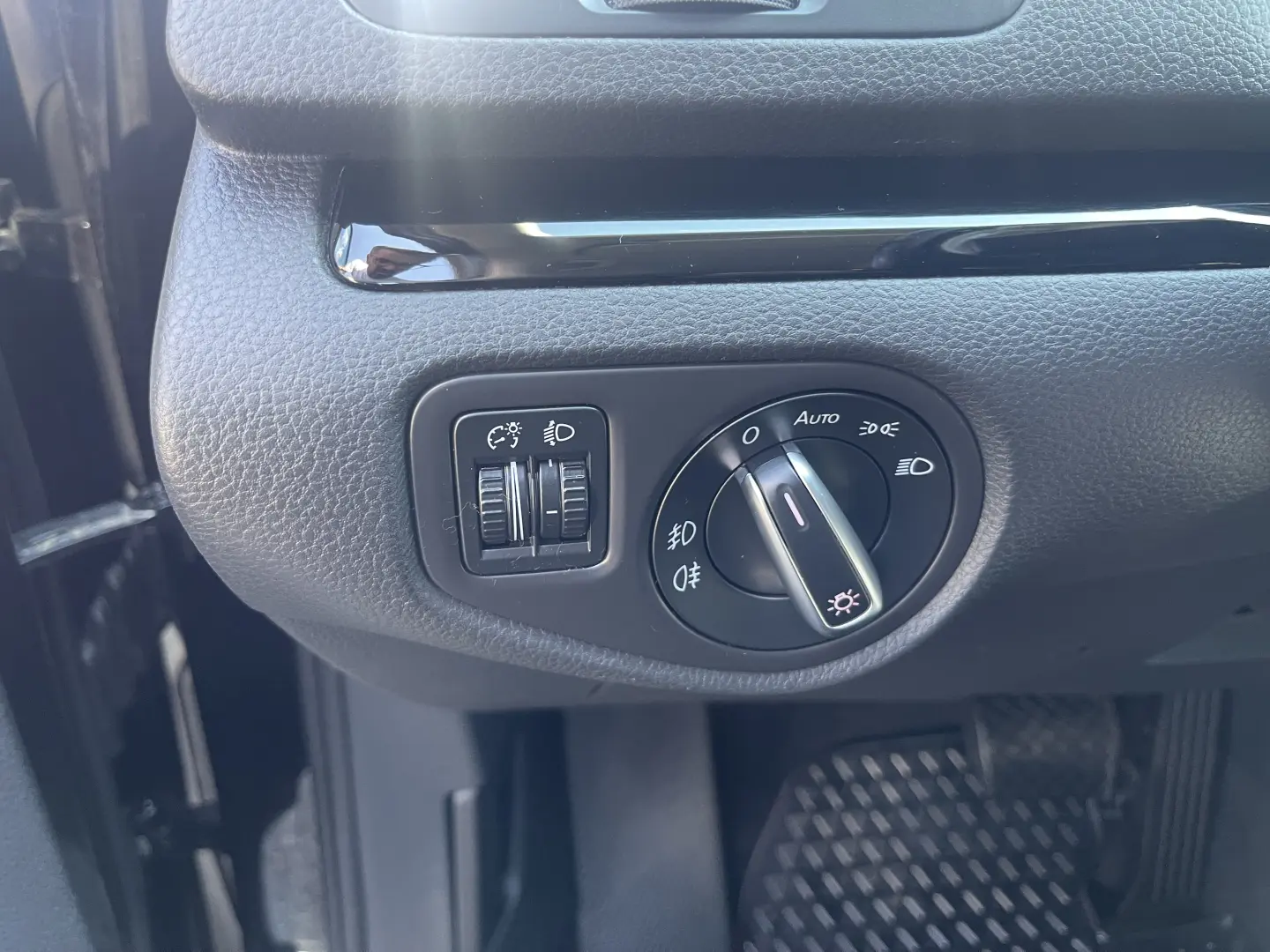 SHARAN 2.0TDI DSG 184 CP 7 LOCURI