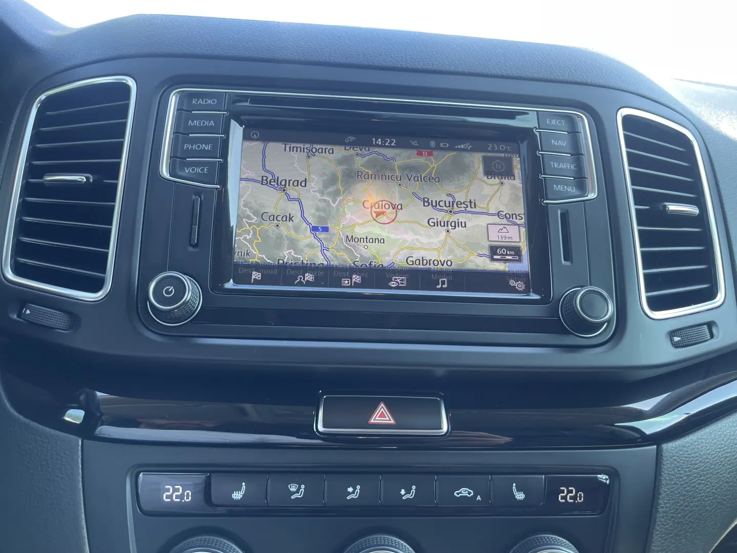 SHARAN 2.0TDI DSG 184 CP 7 LOCURI