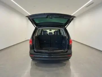 SHARAN 2.0TDI DSG 184 CP 7 LOCURI