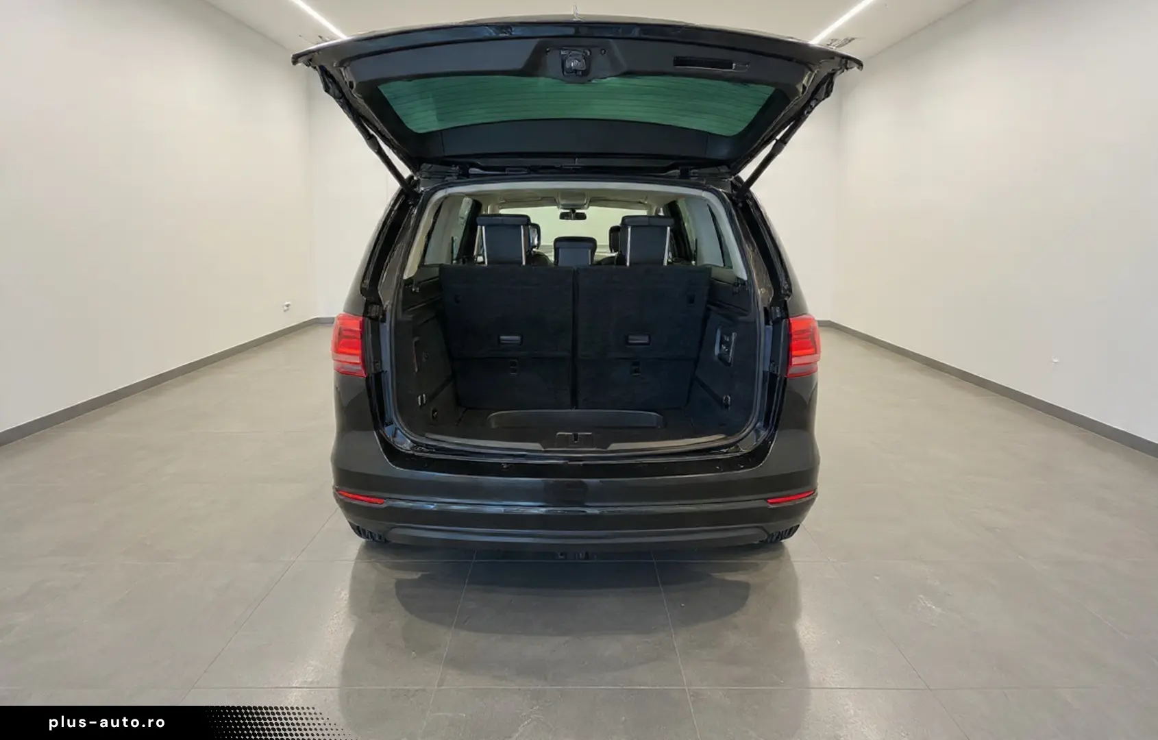 SHARAN 2.0TDI DSG 184 CP 7 LOCURI