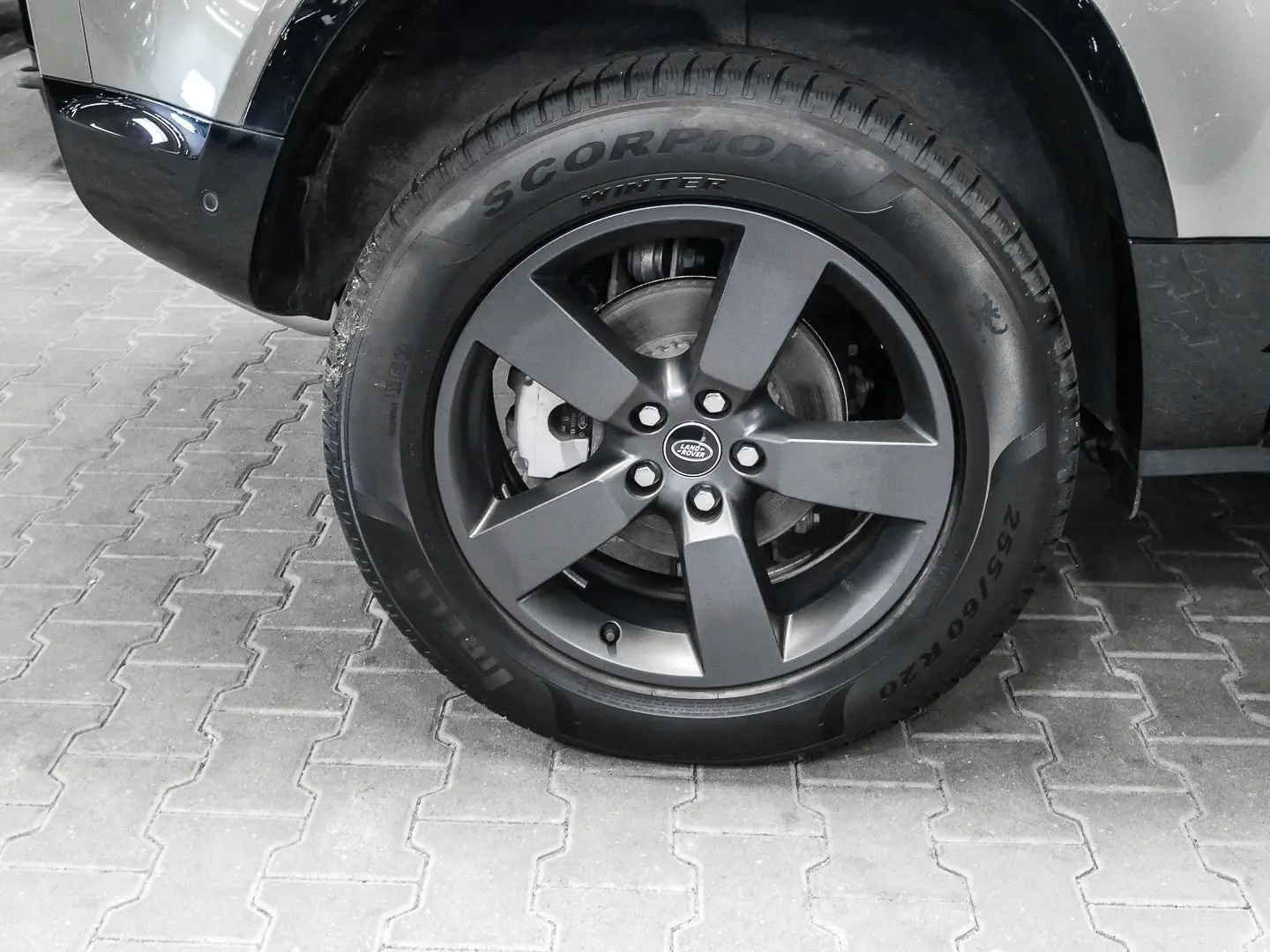 Defender 90 X-Dynamic SE D200 AHK-abnehmbar El.