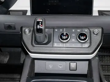 Defender 90 X-Dynamic SE D200 AHK-abnehmbar El.