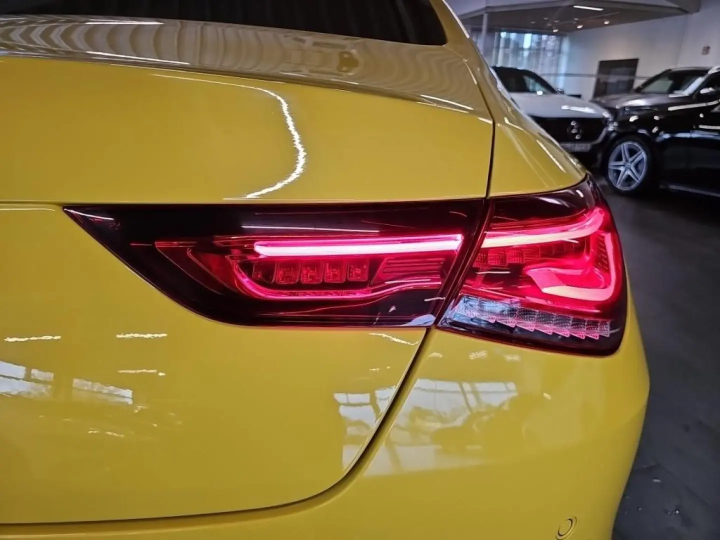 CLA 200 Coupé PROGRESSIVE PANO AMBIENTE KAMERA