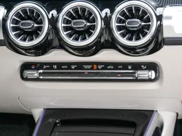 EQB 250 Progressive LED Night Kamera Shz Ambi 18