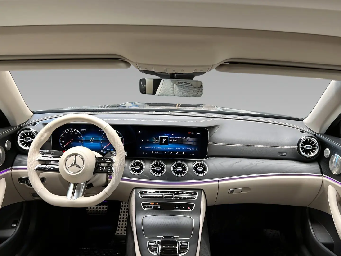 E 200 Cabrio AMG LED DISTR Kamera Ambiente Burme