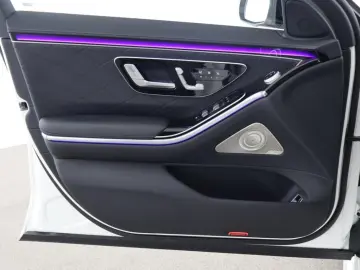 S 580 4M AMG Night Standhz Pano Massage HUD 360