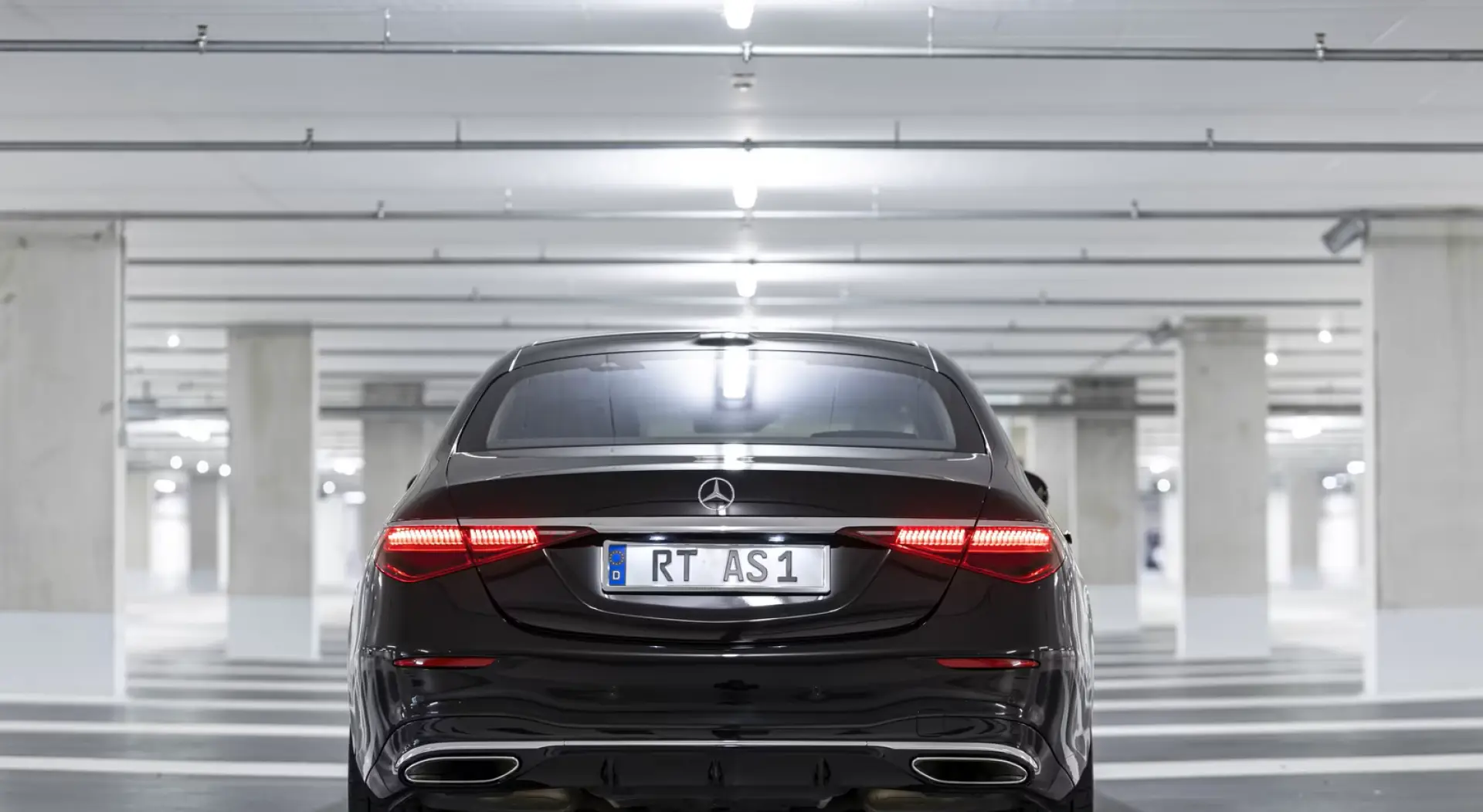 S 580 4M L DriveP First Chauff Execut Pano 3xTV