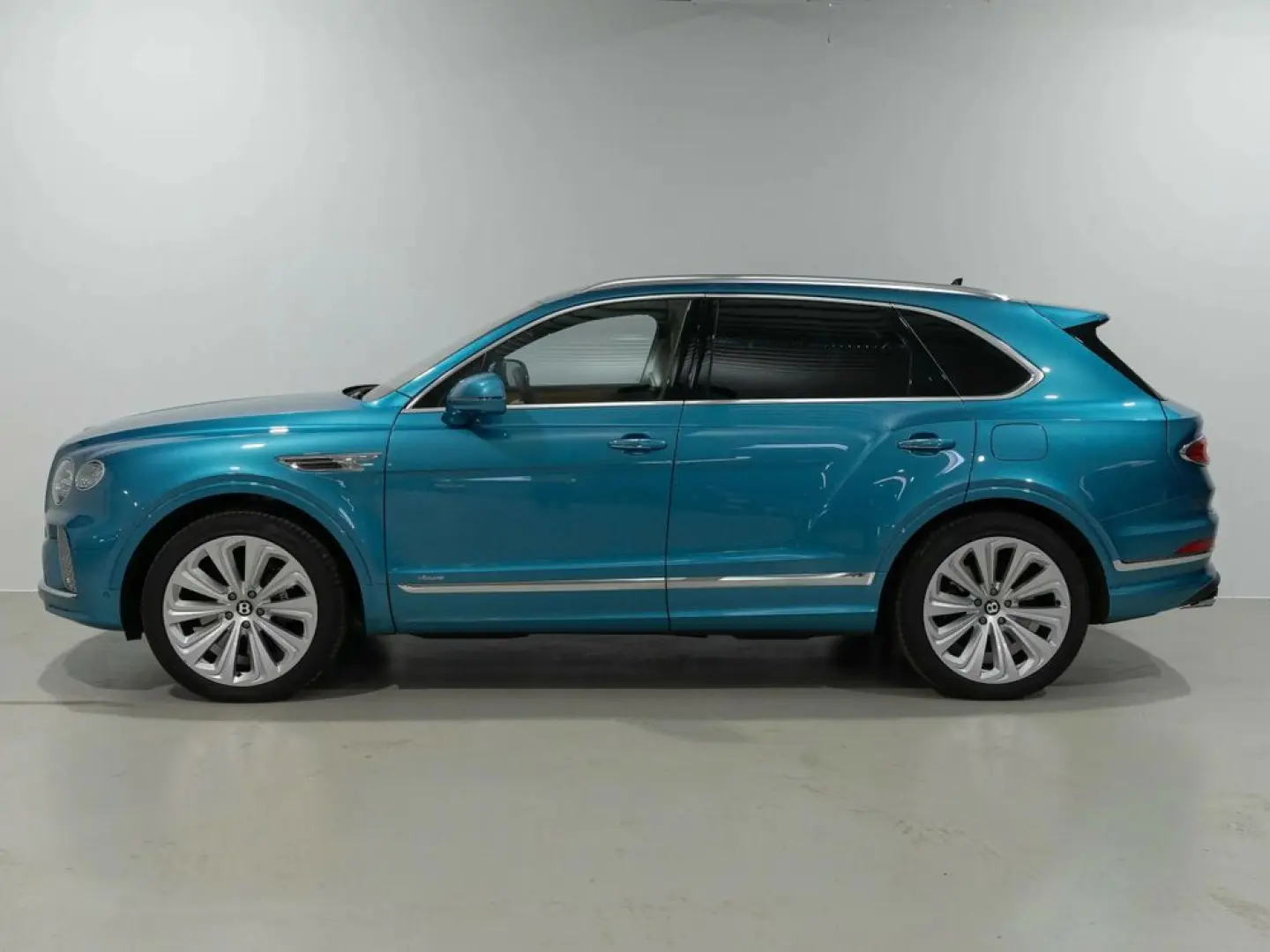 Bentayga Azure Hybrid