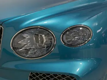 Bentayga Azure Hybrid