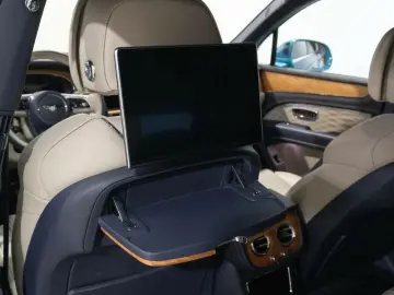 Bentayga Azure Hybrid