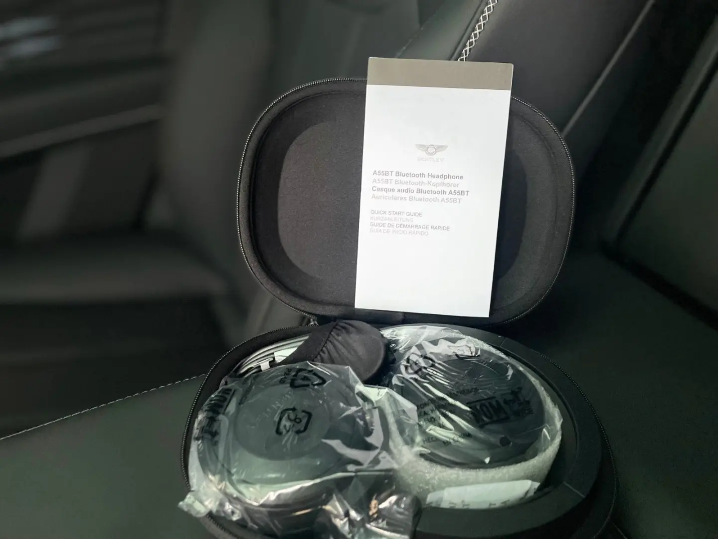 Bentayga EWB 4.0 Mulliner  - Naim Pano