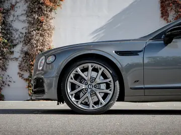 Bentley Flying Spur S V6 Hybrid 550hp