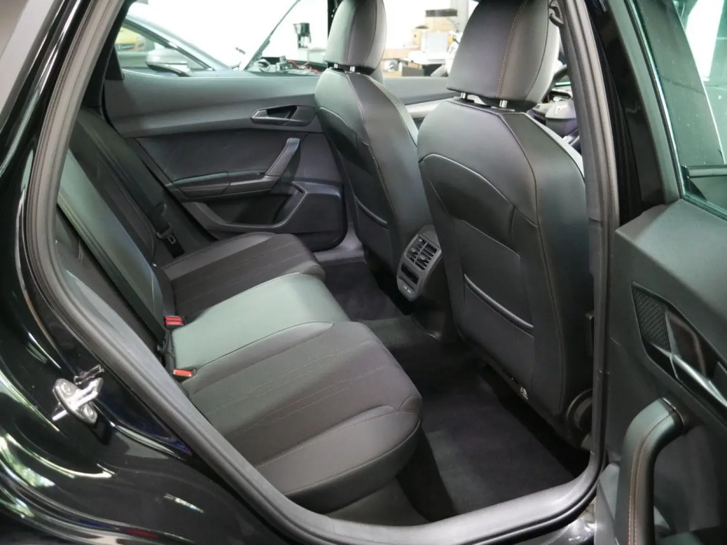 Formentor 1.5 TSI DSG KAMERA NAVI AHK ACC LED