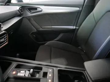 Formentor 1.5 TSI DSG KAMERA NAVI AHK ACC LED