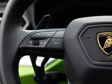 Urus S   Matt PPF   Park Assistance Pack