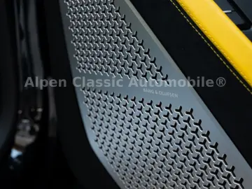 Urus Performante Massage  Panorama  B&O