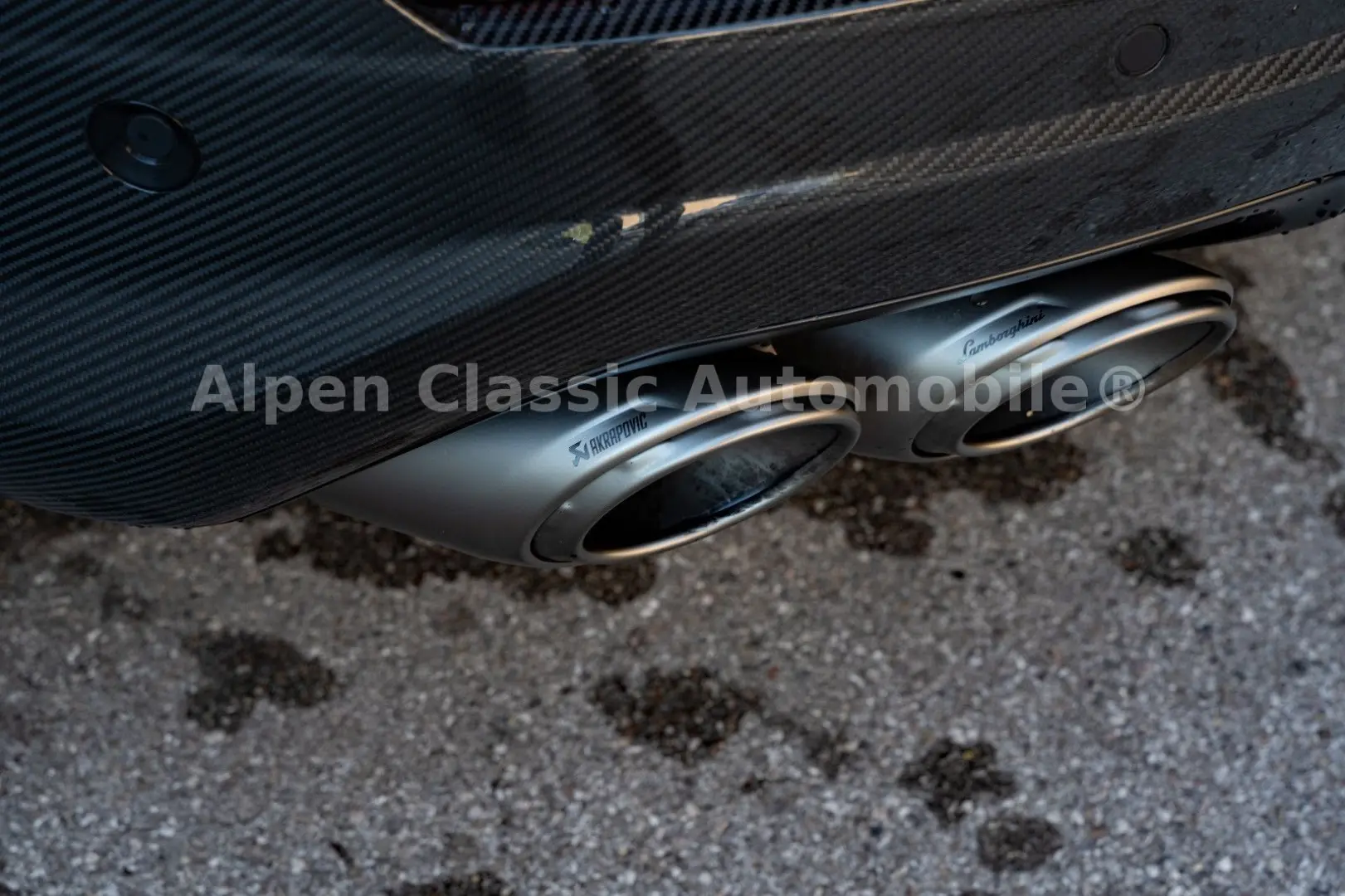 Urus Performante Massage  Panorama  B&O