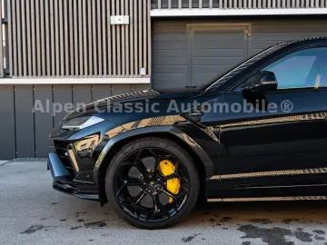 Urus Performante Massage  Panorama  B&O