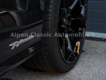 Urus Performante Massage  Panorama  B&O