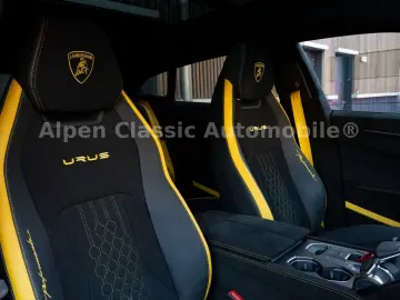 Urus Performante Massage  Panorama  B&O