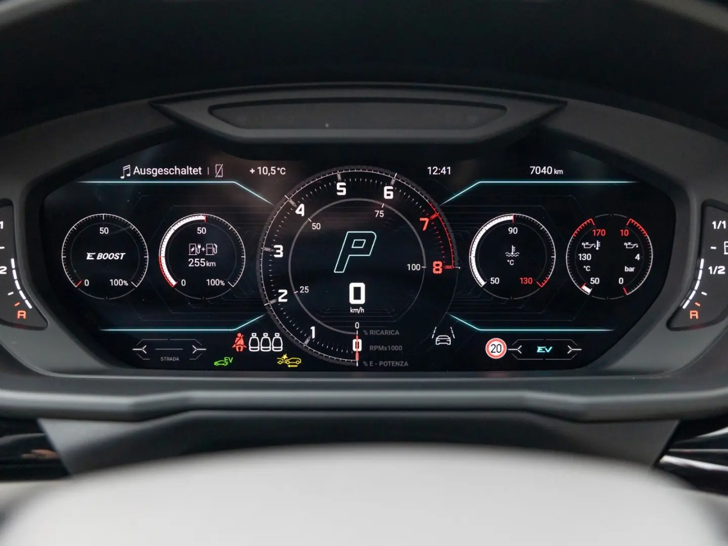 Urus SE   Viola Galaxias   Akrapovic   PPF