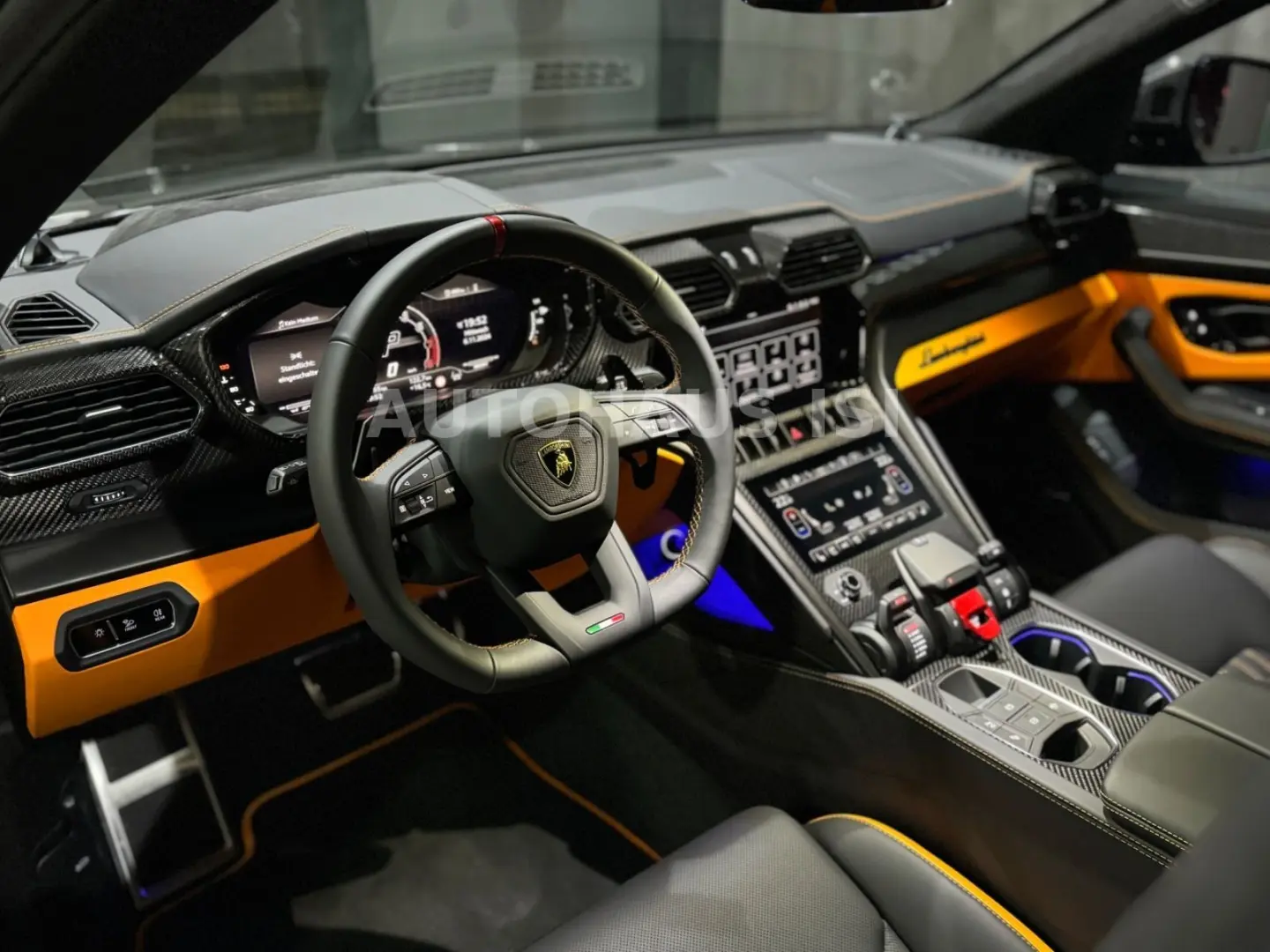 Urus S NOVITEC ESTESO WIDEBODY NERO MATT CARBON