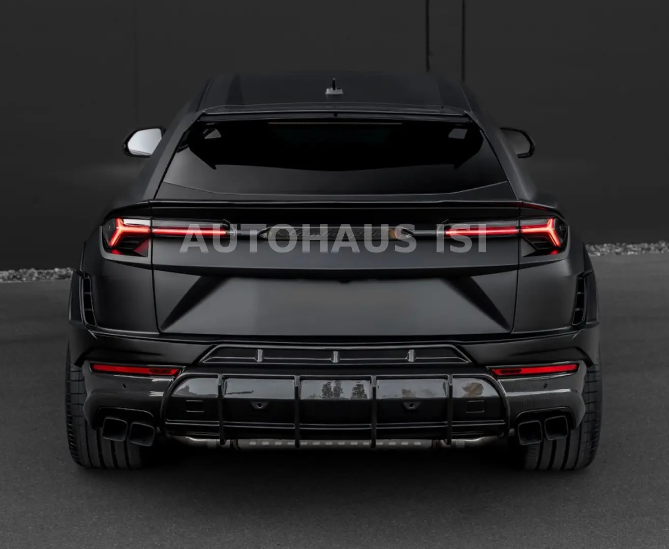 Urus S NOVITEC ESTESO WIDEBODY NERO MATT CARBON