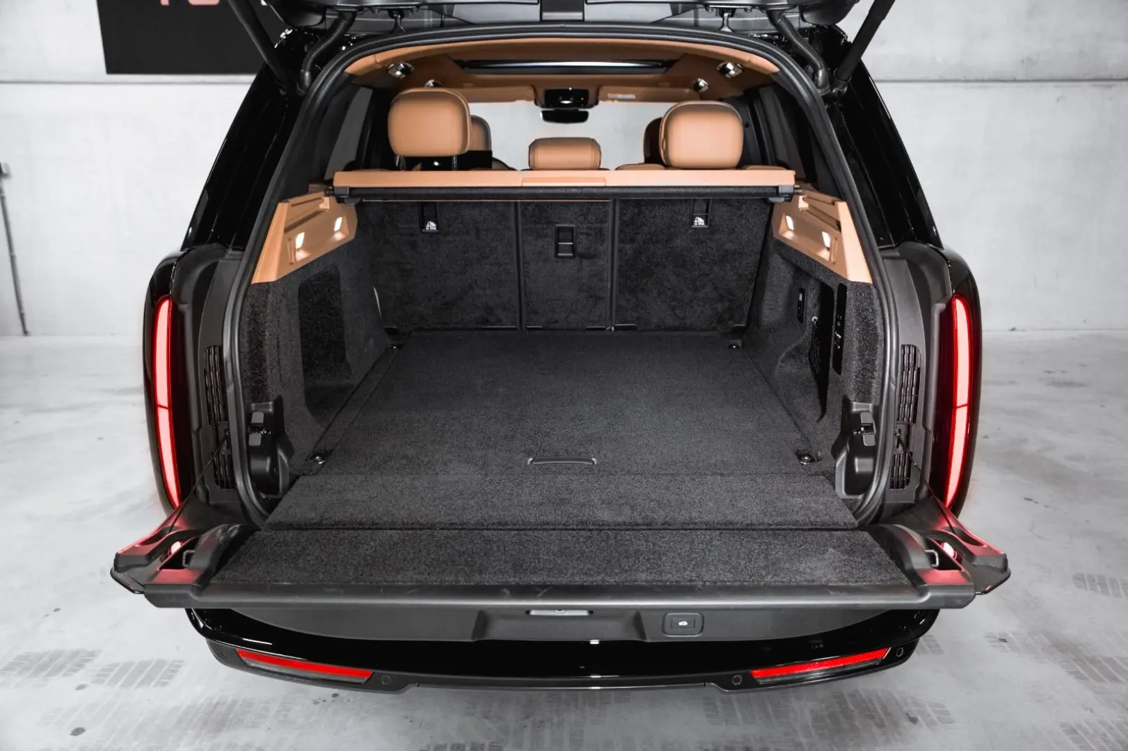 Range Rover P460e SE 24MY