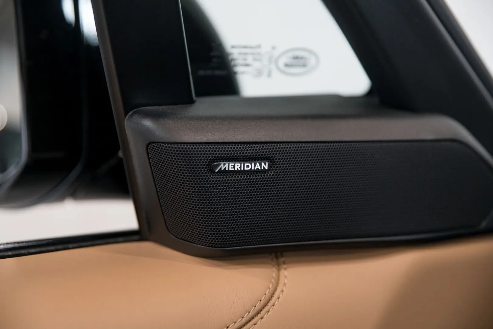 Range Rover P460e SE 24MY